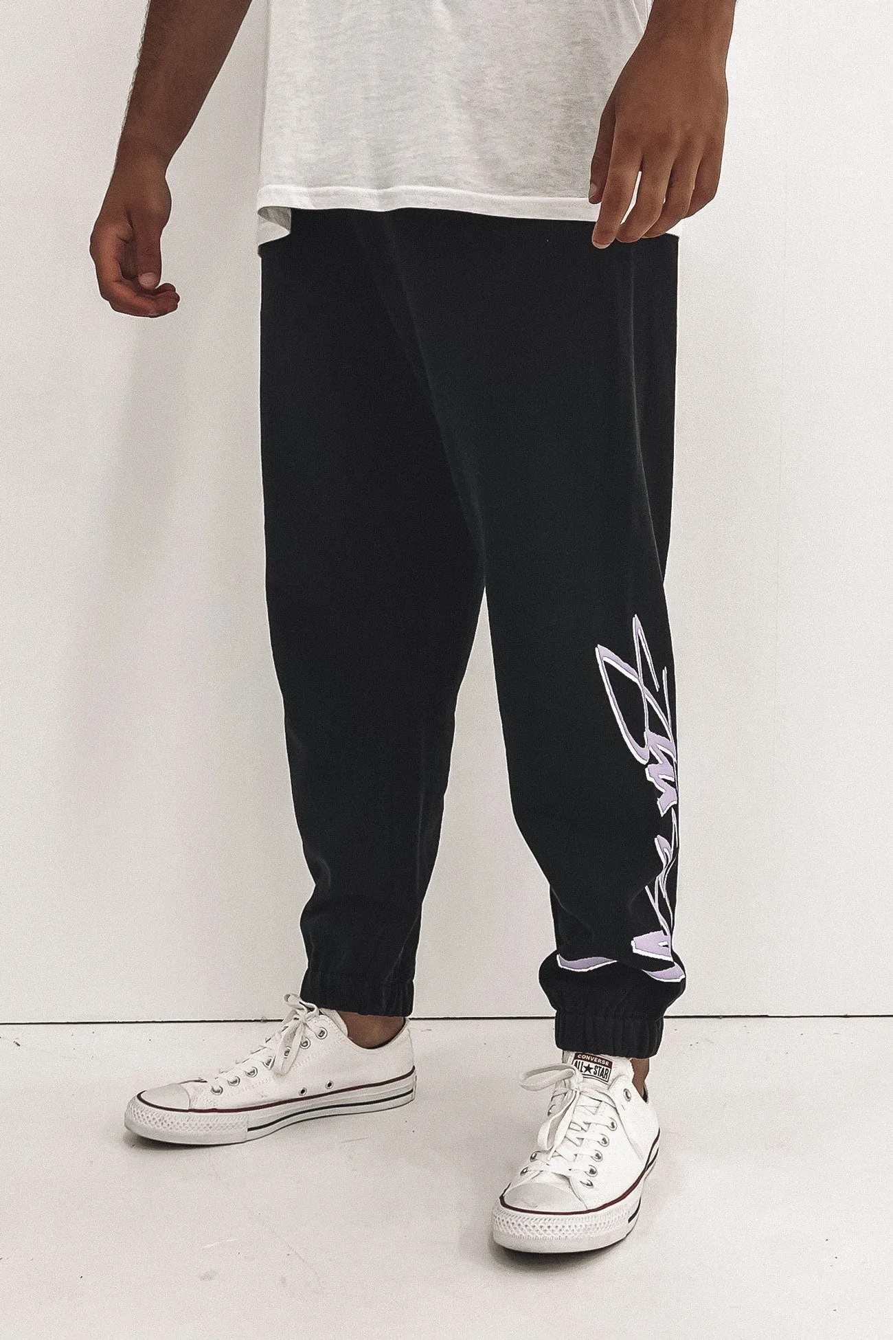 Shadow Script Trackpant Pigment Black